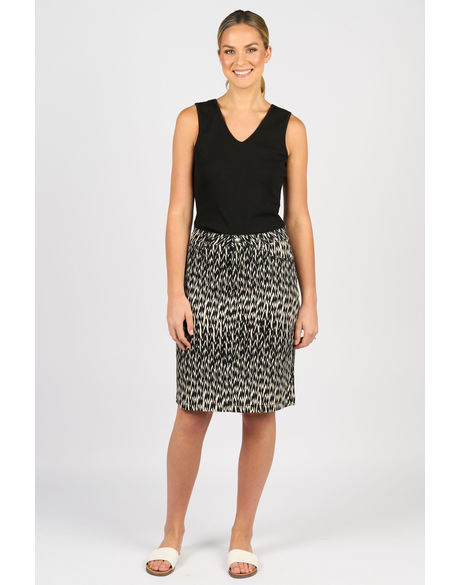 Printed Lightweight Skirt with Centre Back Vent (Beau)