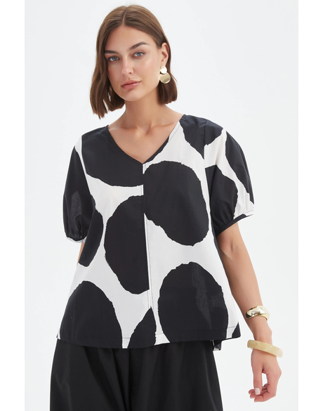 V Neck Bishop Sleeve Poplin Top