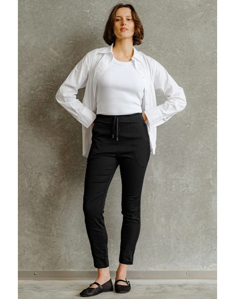 Emily Jogger (Black)