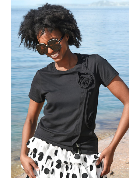 The Flower Of Love T-Shirt (Black)