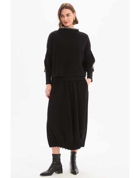 Contrast Stitch Detail Knit