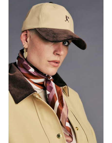 Runaway Girl Classic Cap