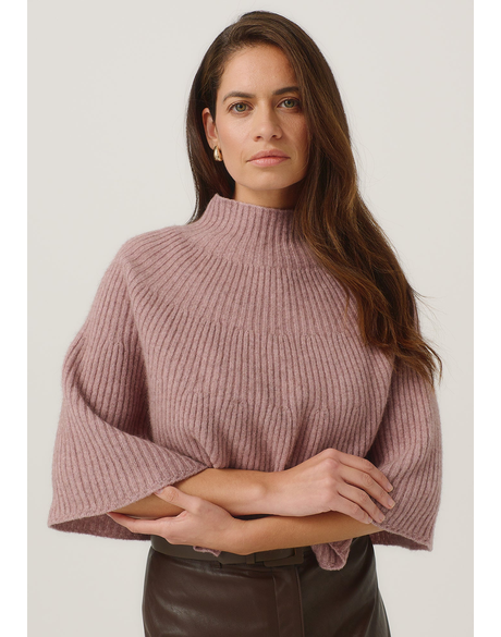 Ena Poncho
