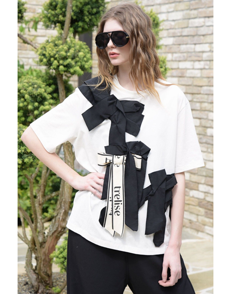 Present Dreams T-Shirt (White)