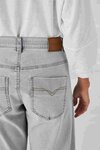 Boston Barrel Jean