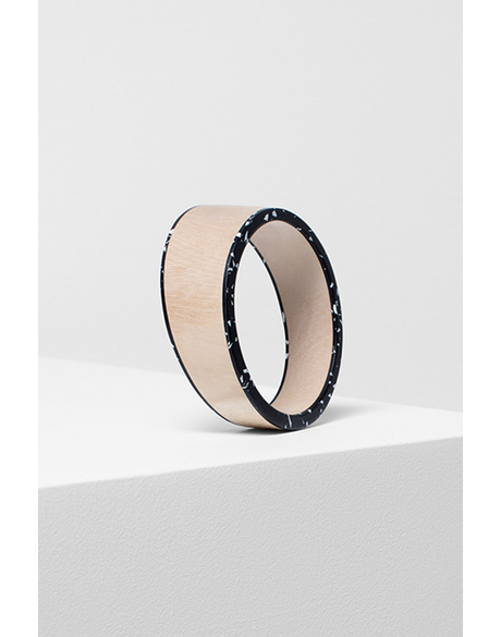 Kerda Bangle (Black)