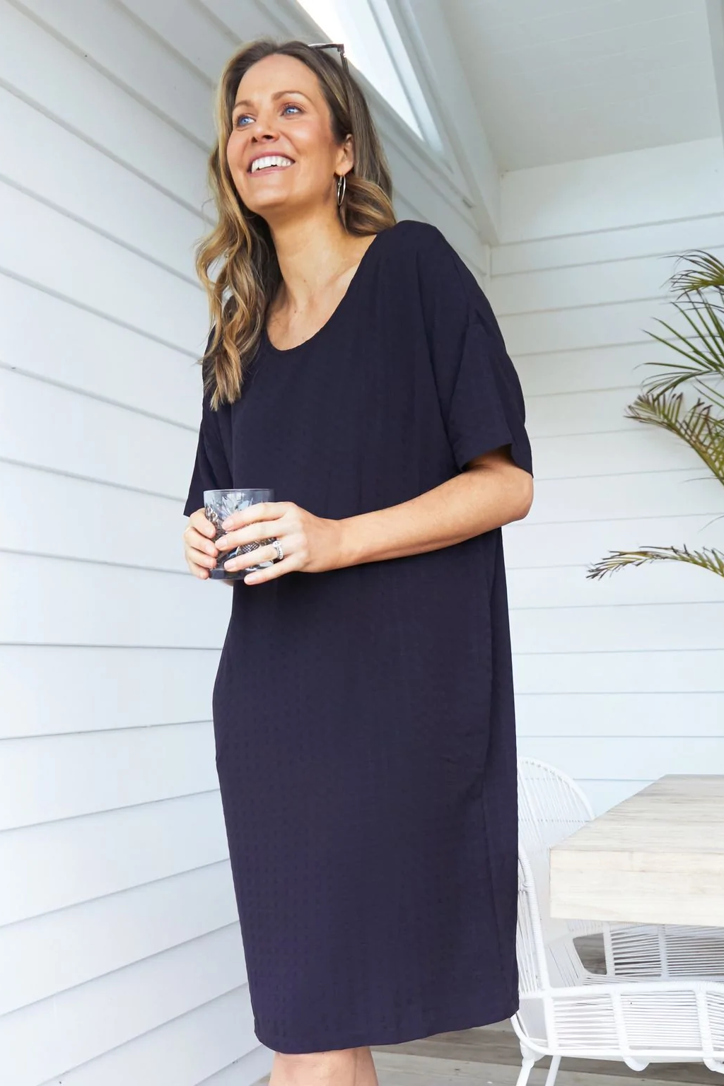 Kendra Relaxed Shift Dress Black Labels Elm Just Looking