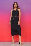 Neck Point Dress (Black)