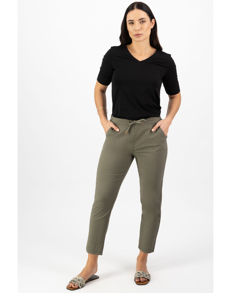 7/8 Length Skinny Leg Elastic Waist Pant 