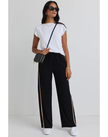 Confidant Black Side Stripe Leg Crepe Wide Pants 